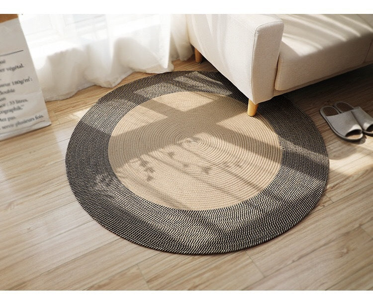 Noir Edge Round Raffia Rug – Minimalist Natural Fiber Floor Mat in Sand & Black