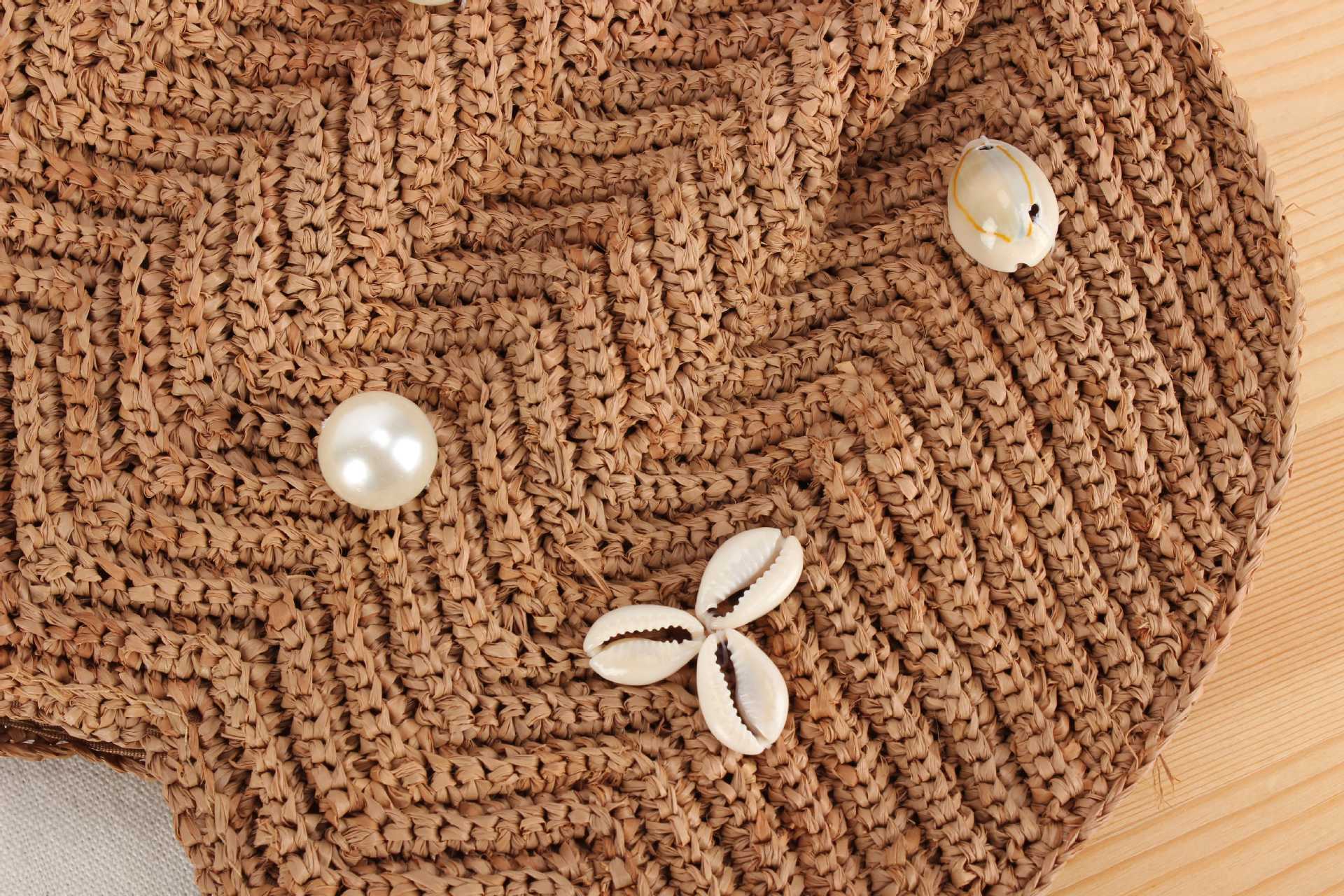 Marina Shell Raffia Bag – Handwoven Straw Beach Bag Clutch with Pearls and Cowrie Shells