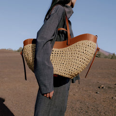 Sahara Curve Tote – Woven Raffia Bag with Sculpted Leather Trim