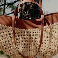 Sahara Curve Tote – Woven Raffia Bag with Sculpted Leather Trim
